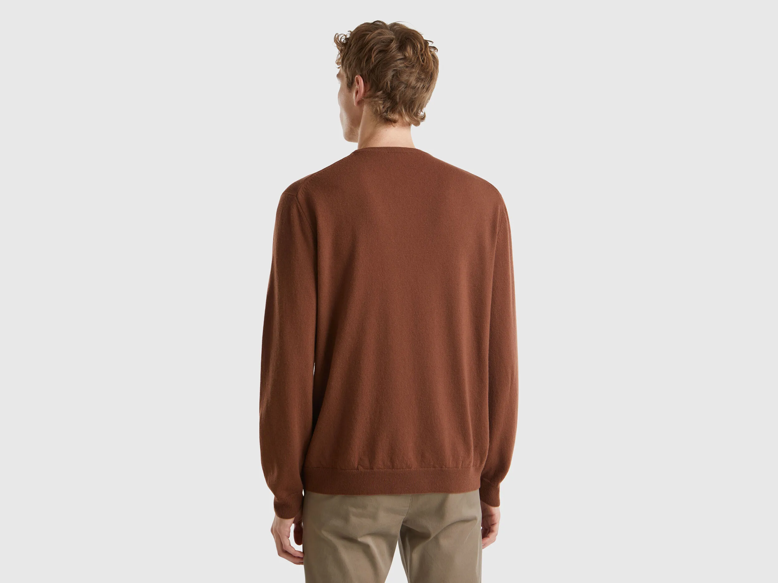 Coffee crew neck sweater in pure Merino wool - Brown | Benetton