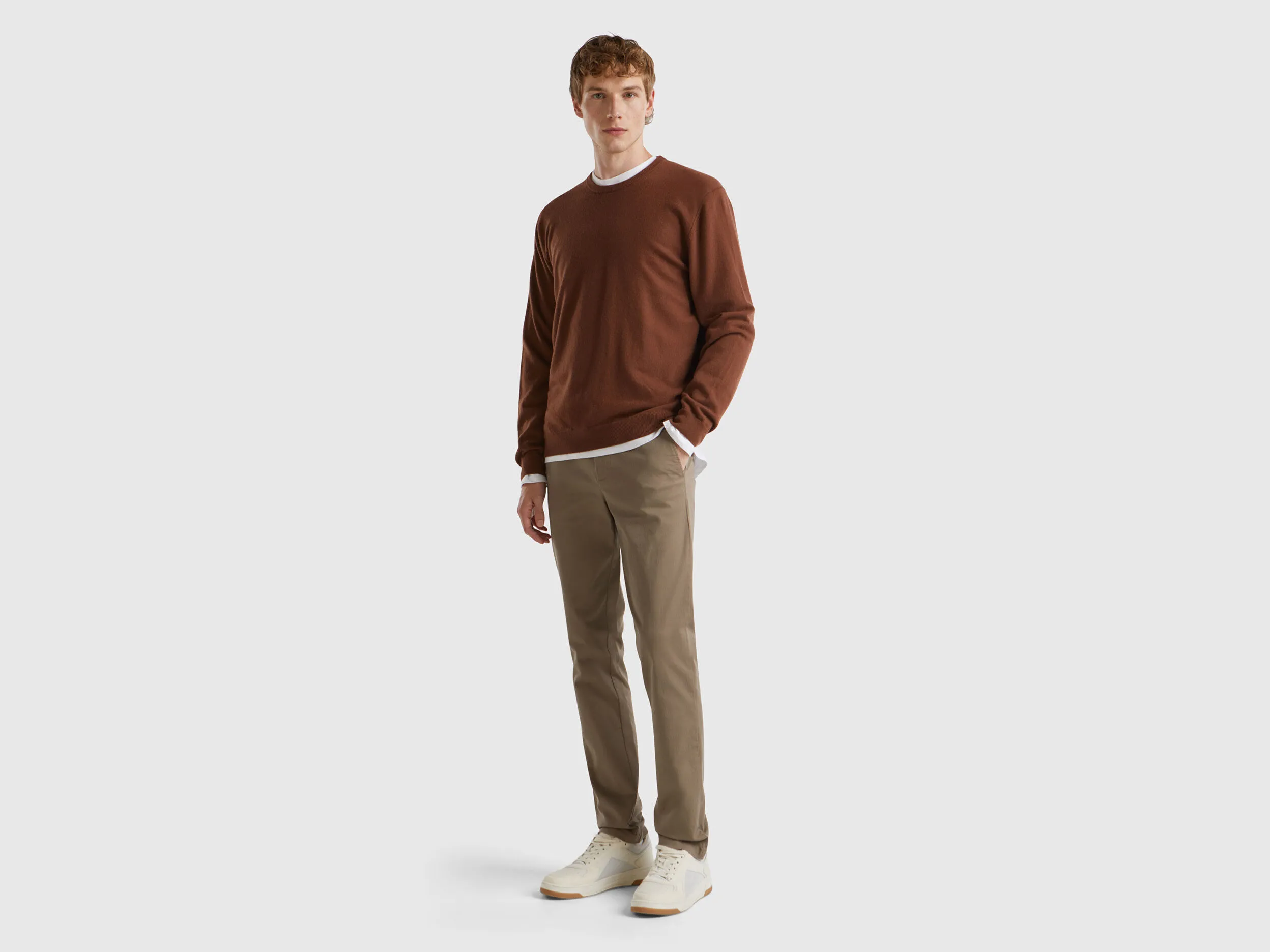 Coffee crew neck sweater in pure Merino wool - Brown | Benetton