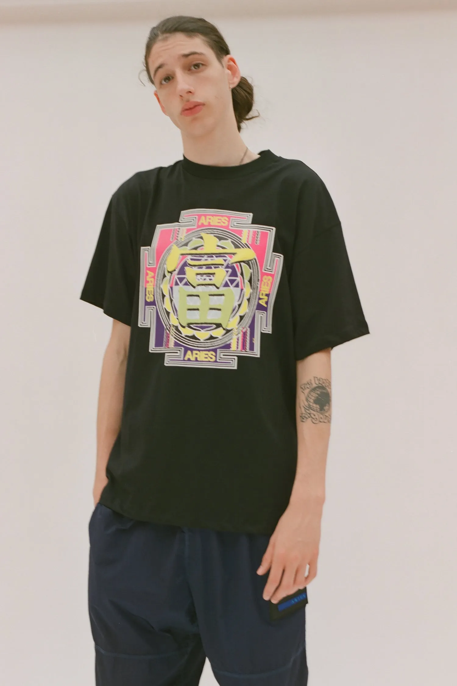 Gōng Temple Tee