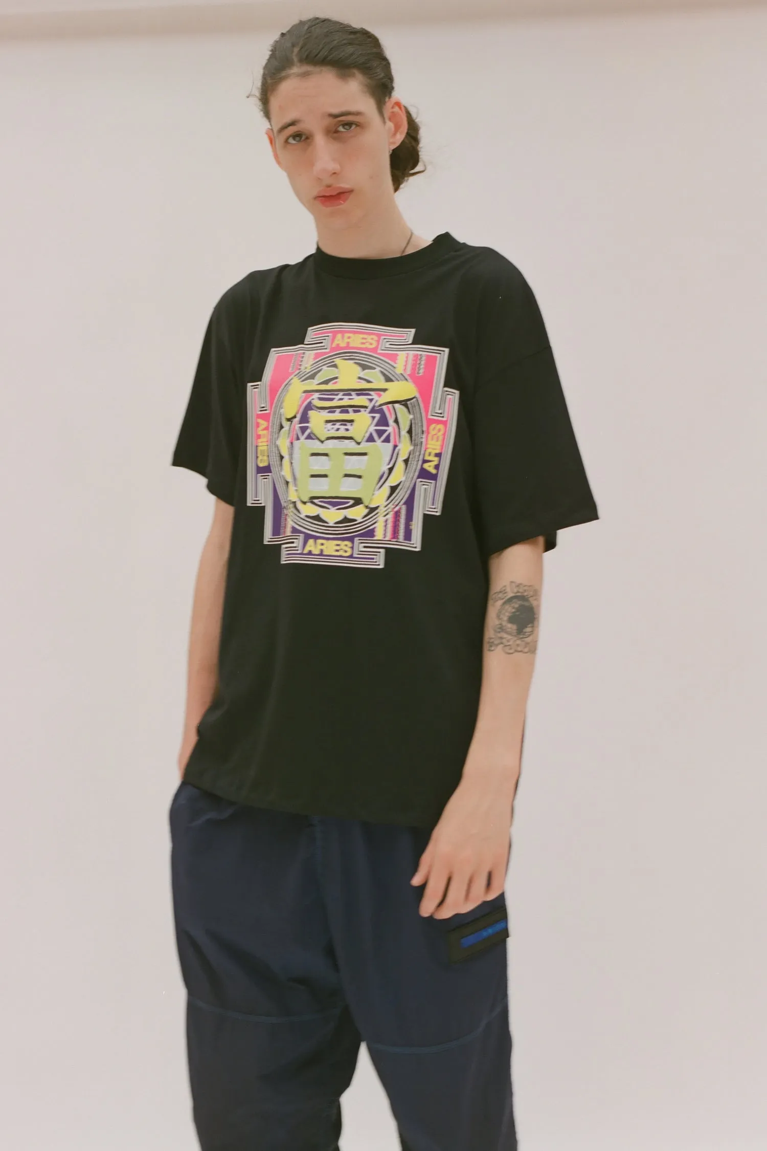 Gōng Temple Tee