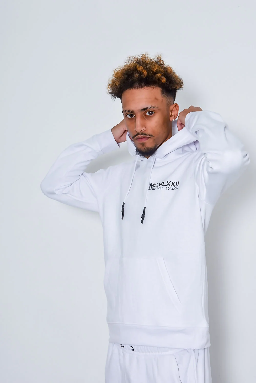 Mens White Printed Hoodie And Short Tracksuit