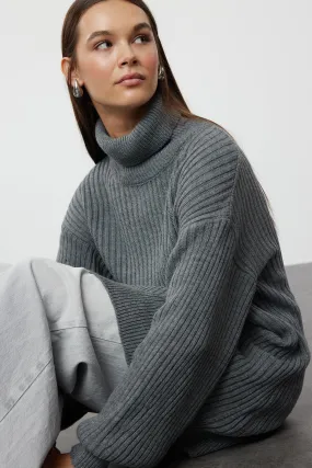 Ribbed Basic Sweater