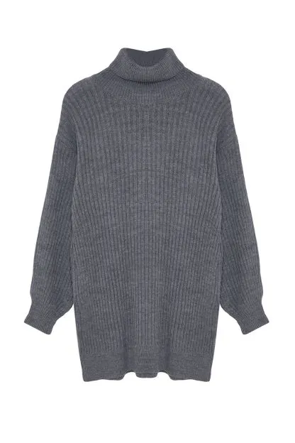 Ribbed Basic Sweater