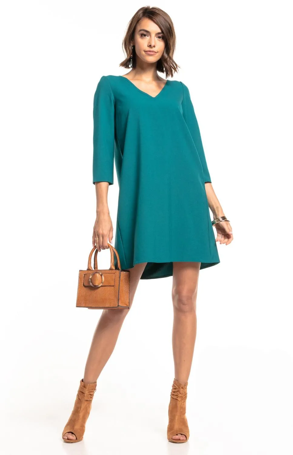 Robe ample courte verte col V