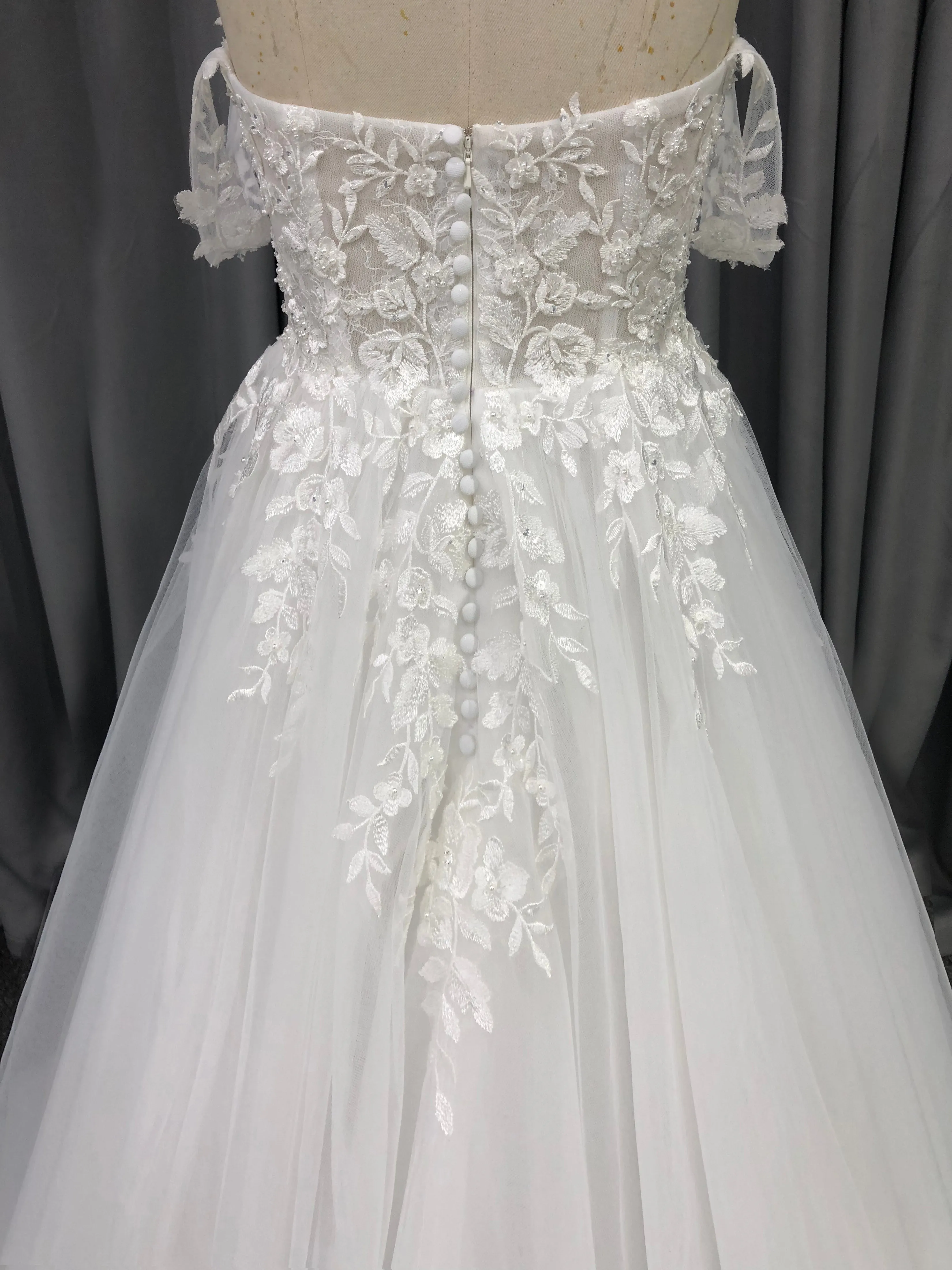 Robe trapèze cache cœur Dentelle&Tulle Robe de Mariée avec la courte traîne