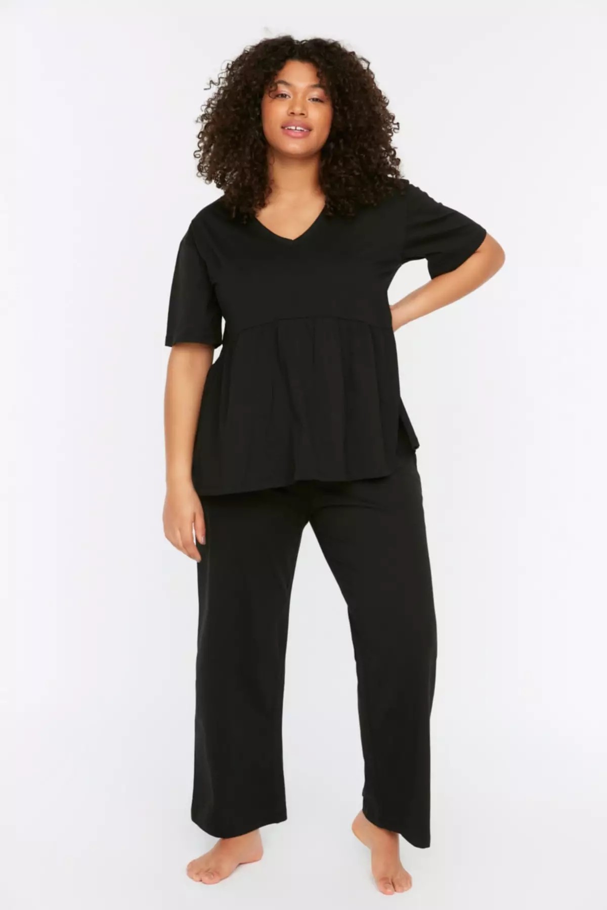 Trendyol Plus Size V-Neck Knitted Pajama Set