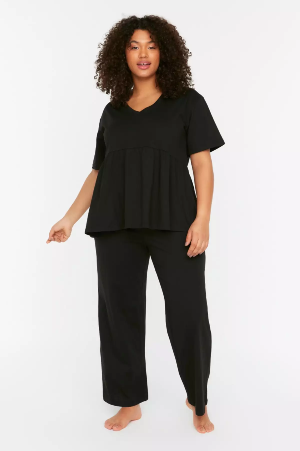 Trendyol Plus Size V-Neck Knitted Pajama Set