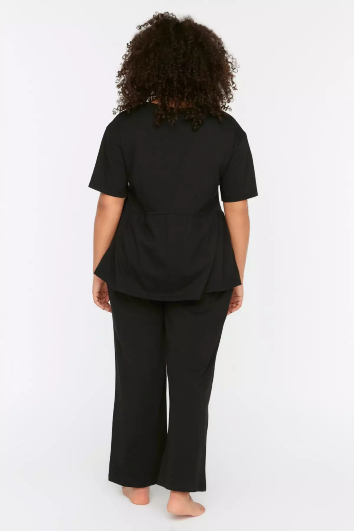 Trendyol Plus Size V-Neck Knitted Pajama Set